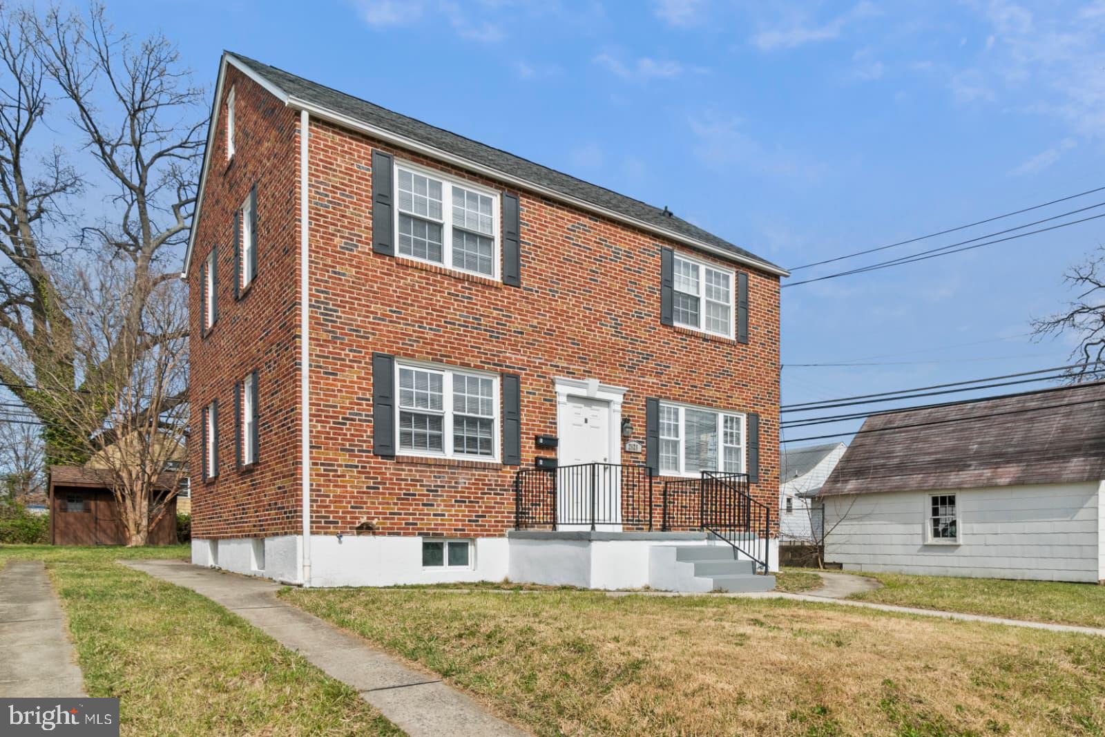 2528 Wendover Road, Unit B Baltimore, MD 21234 - Photo 2 of 22 Charming brick home with modern appeal.