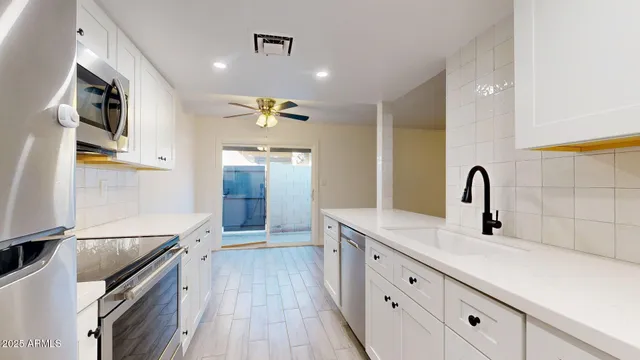 $2,000 | 1118 North Granite Reef Road, Scottsdale, AZ 85257