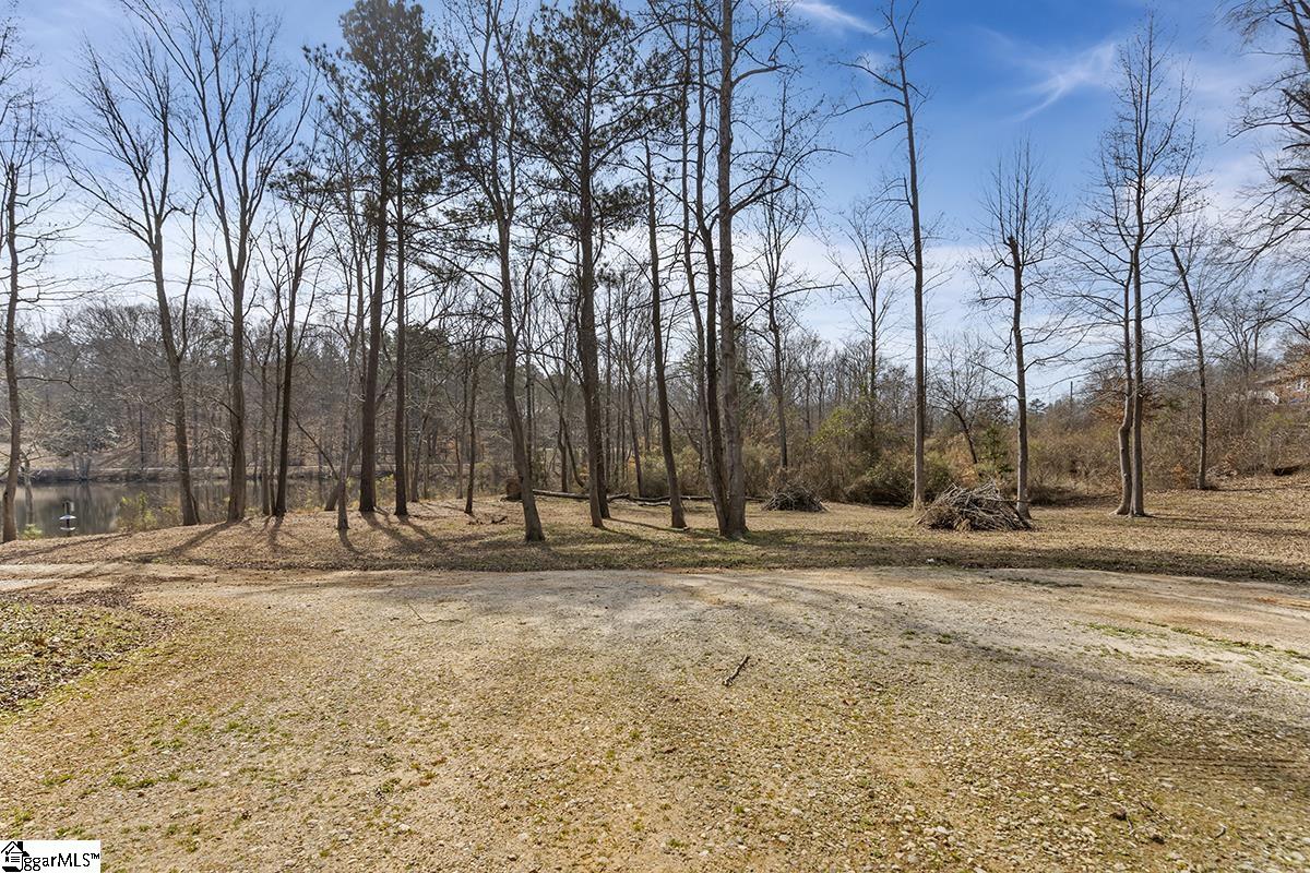 437 Sugar Creek Road Laurens, SC 29360 - Photo 14 of 17