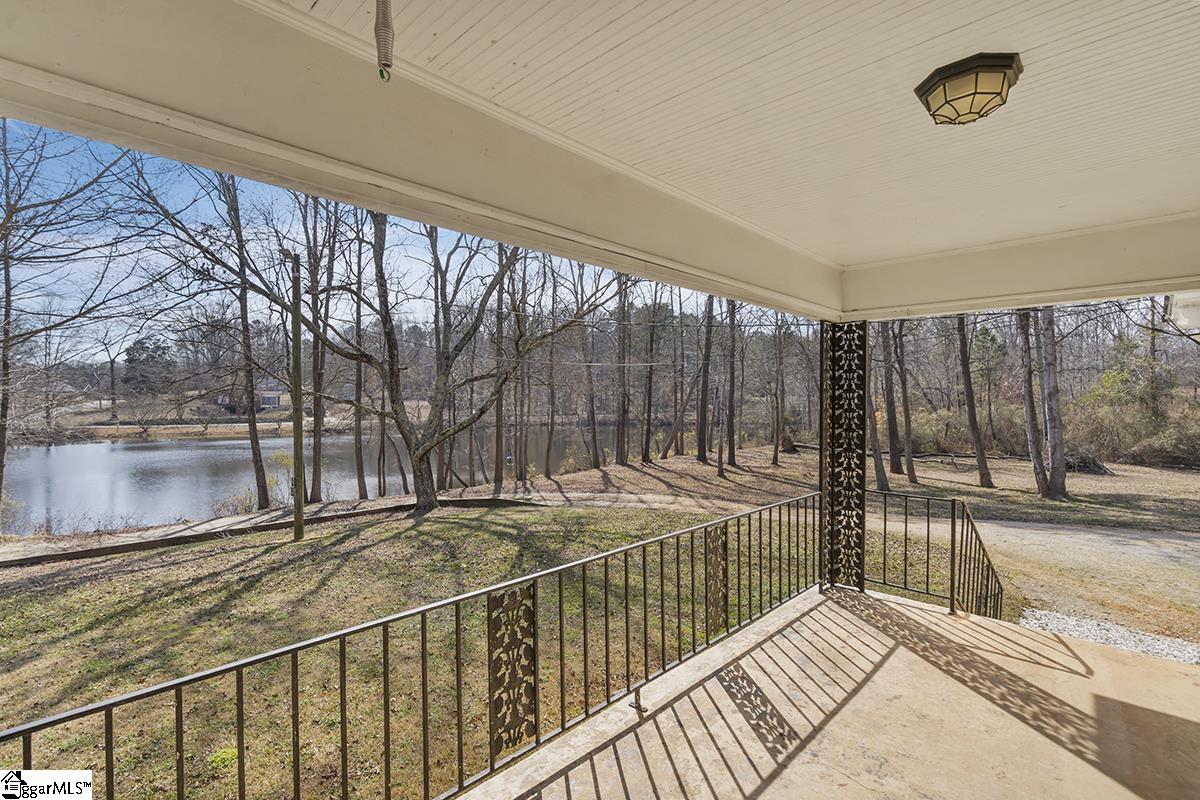 437 Sugar Creek Road Laurens, SC 29360 - Photo 2 of 17