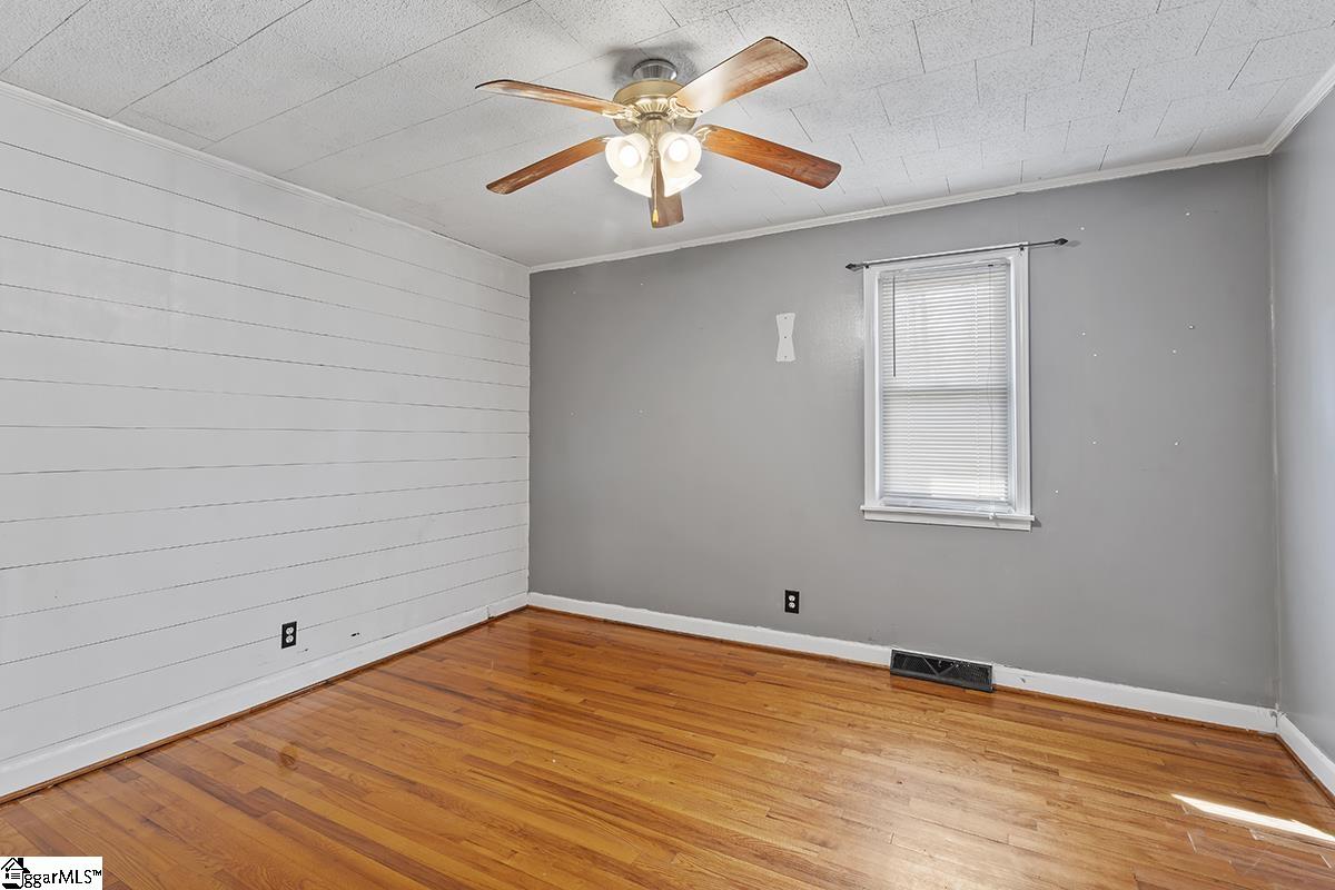 437 Sugar Creek Road Laurens, SC 29360 - Photo 9 of 17