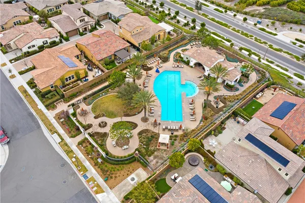 $1,195,000 | 752 Sunrise Road, Rancho Mission Viejo, CA 92694