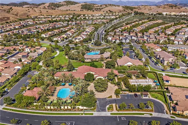 $1,195,000 | 752 Sunrise Road, Rancho Mission Viejo, CA 92694