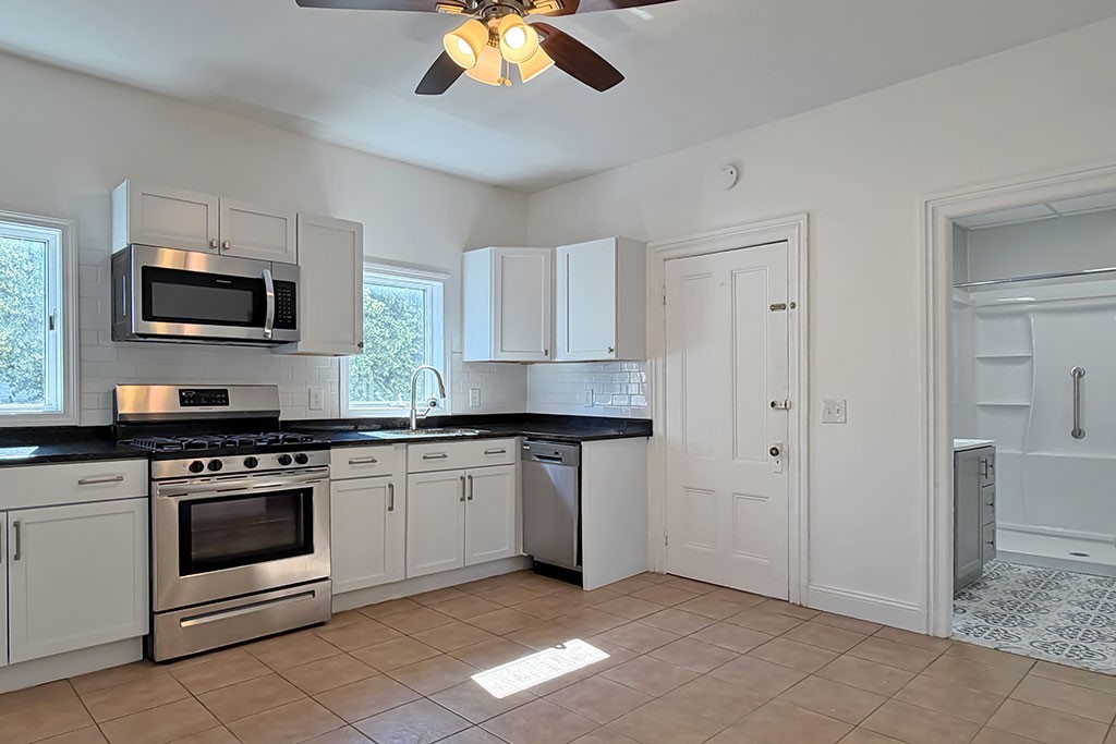 85 East George Street Providence, RI 02906 - Photo 6 of 21