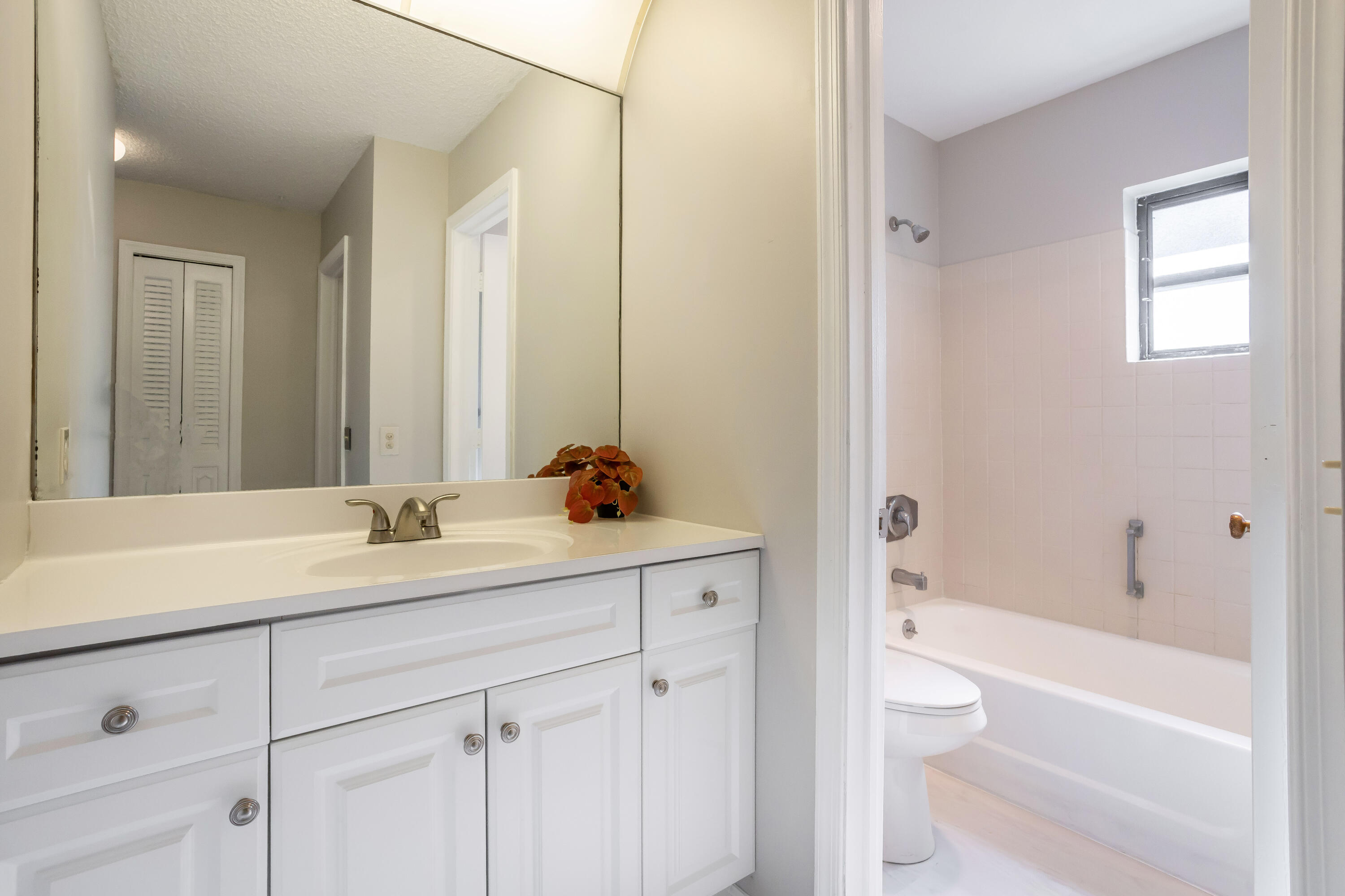 4708 Finchwood Road, Unit B Boynton Beach, FL 33436 - Photo 24 of 45 22-print-0E2A4048