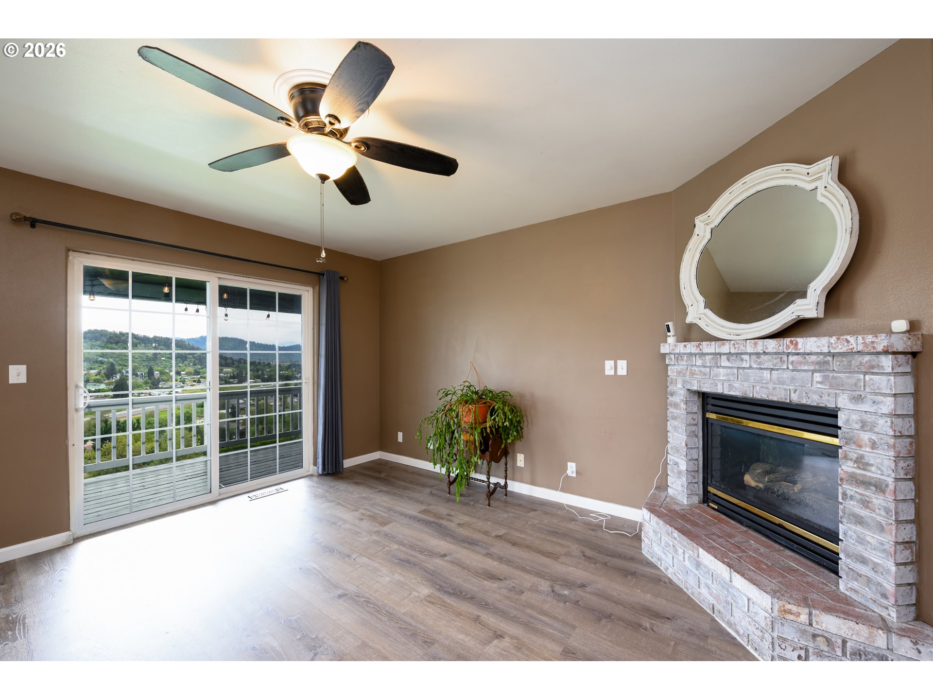 208 Jamie Loop Roseburg, OR 97471 - Photo 23 of 47