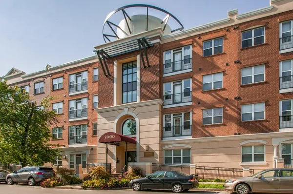 $2,600 | 3000 Vanderbilt Place, Unit 404, Nashville, TN 37212