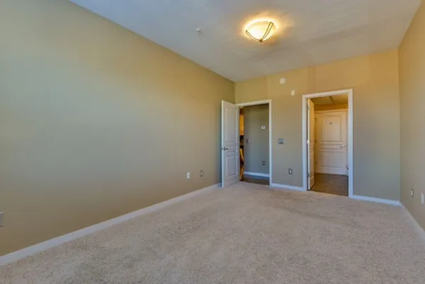 $2,600 | 3000 Vanderbilt Place, Unit 404, Nashville, TN 37212