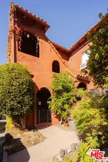 a view of a pathway of a building