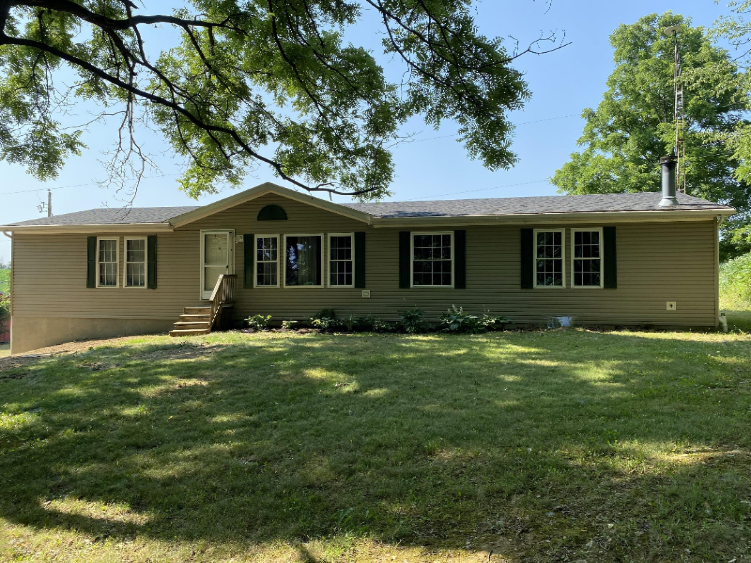 11375 Sutfin Road Jerome, MI 49249 - Photo 1 of 33 IMG_8149