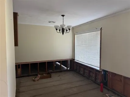 $67,000 | 308 East Claude Street, Lake Charles, LA 70605