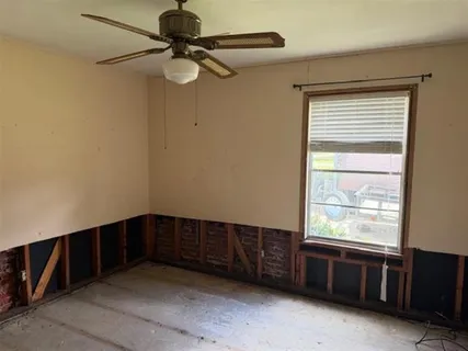 $67,000 | 308 East Claude Street, Lake Charles, LA 70605