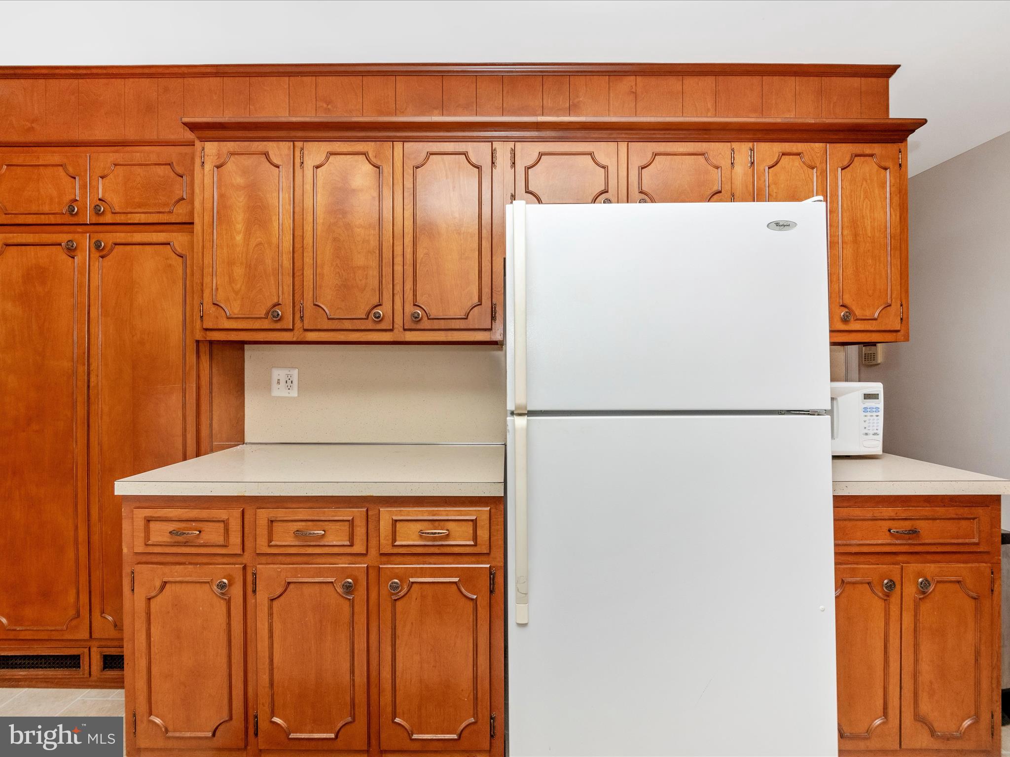 25641 Ridge Road Damascus, MD 20872 - Photo 10 of 51 Kitchen
