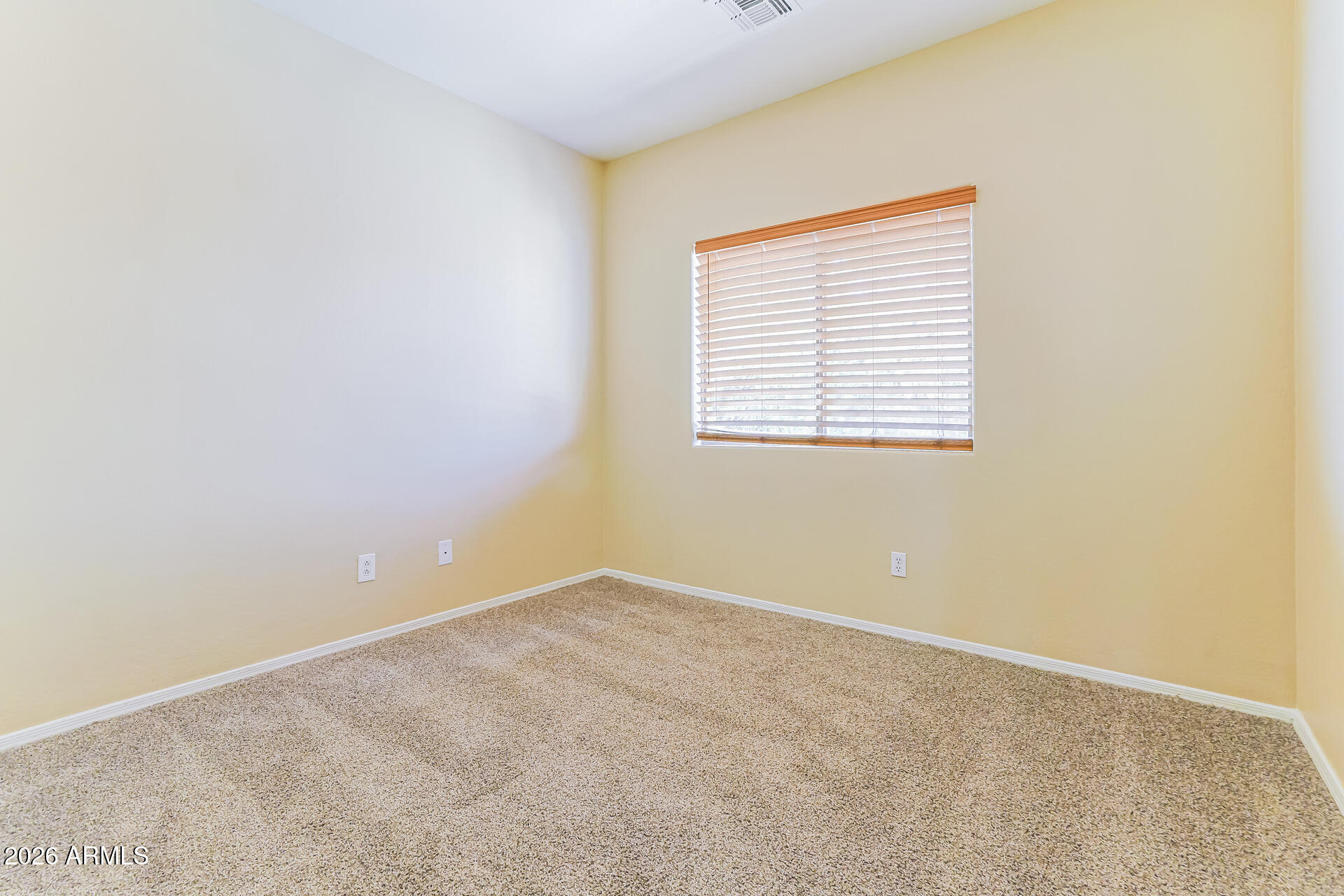 3023 East Morenci Road San Tan Valley, AZ 85143 - Photo 6 of 14 1004535.3023 E Morenci Rd - Bedroom