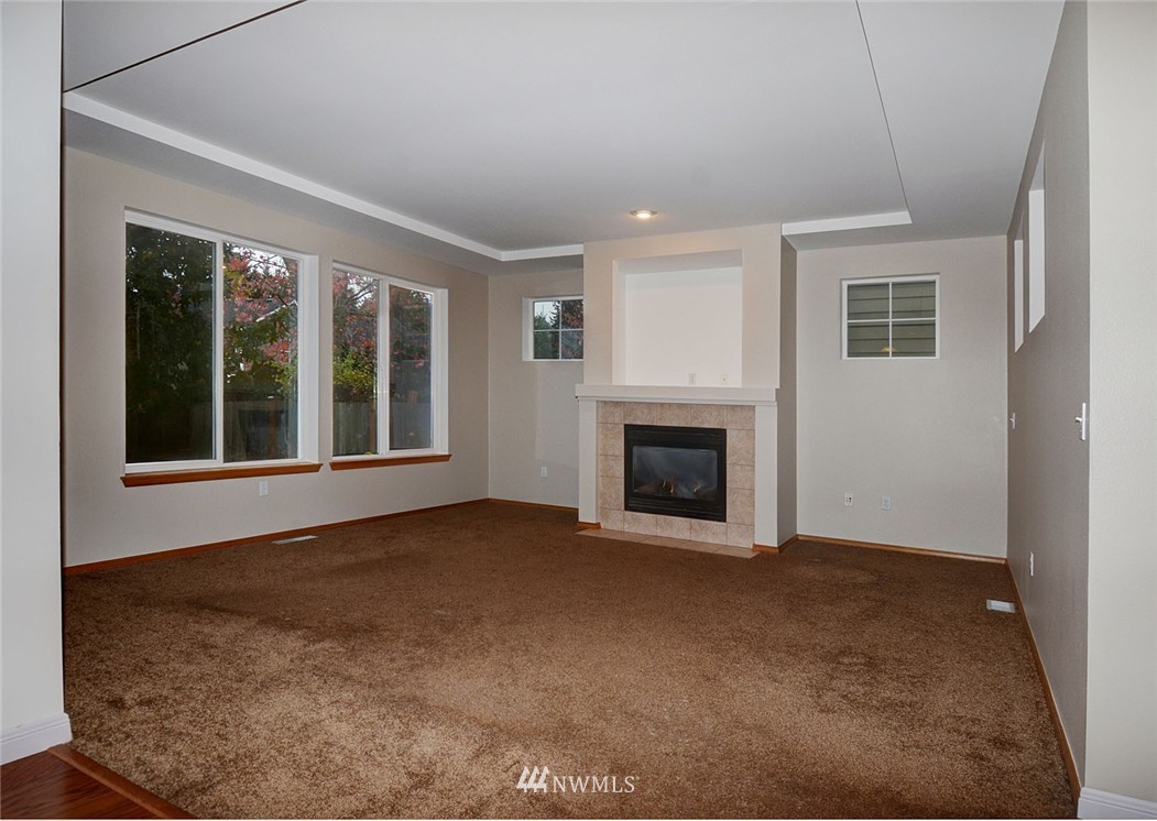 4618 152nd Place Southeast Bothell, WA 98012 - Photo 8 of 15 Gallery Image 8