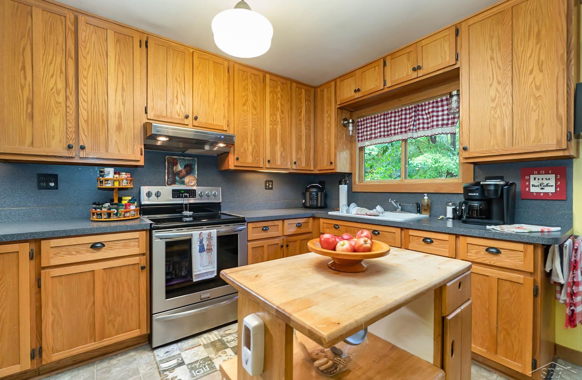 1945 North Michigan Road Omer, MI 48749 - Photo 6 of 30