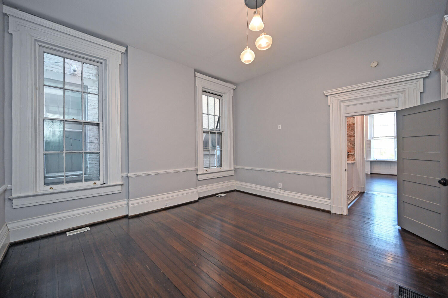 229 Riverside Drive, Unit 1F Covington, KY 41011 - Photo 23 of 40 229RiversideDr1F_31