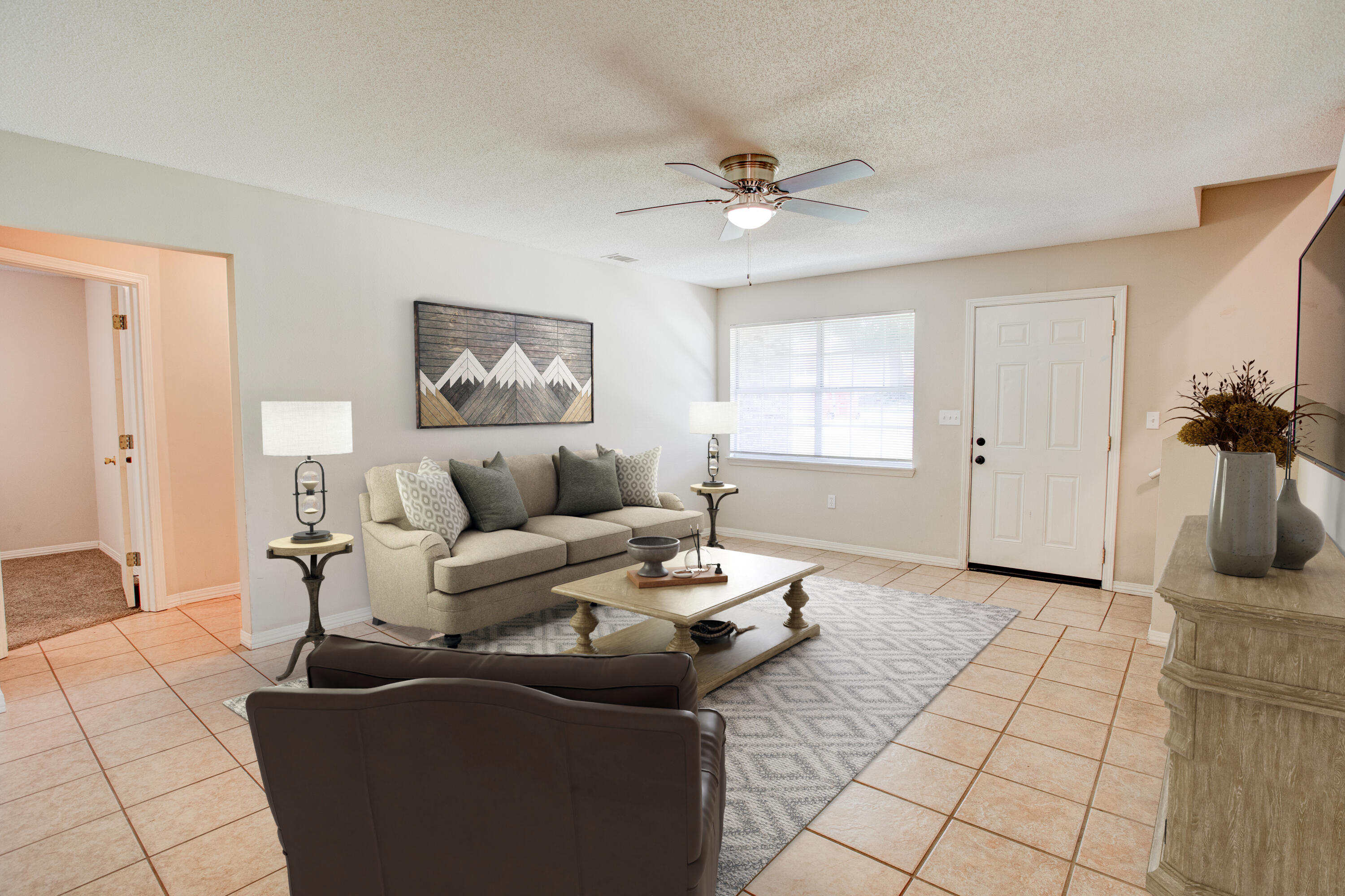 2878 Aplin Road Crestview, FL 32539 - Photo 18 of 45 Interior Living Room
