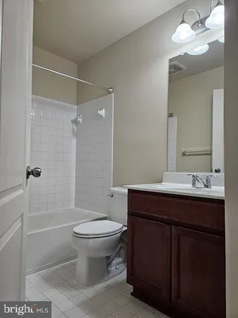$3,200 | 11875 Snowden Farm Parkway, Clarksburg, MD 20871