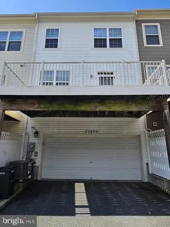 $3,200 | 11875 Snowden Farm Parkway, Clarksburg, MD 20871