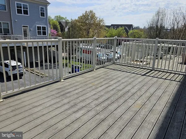 $3,200 | 11875 Snowden Farm Parkway, Clarksburg, MD 20871