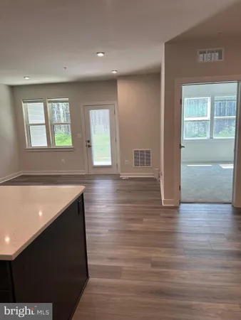 $415,000 | 10391 Resort Road, Unit V, Ellicott City, MD 21042