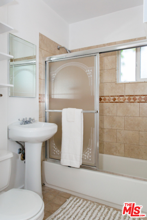 4036 Alla Road Los Angeles, CA 90066 - Photo 15 of 20 Gallery Image 15
