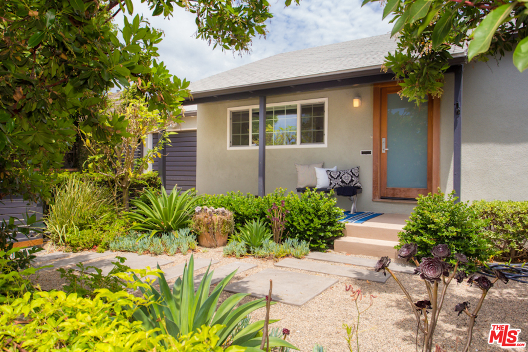 4036 Alla Road Los Angeles, CA 90066 - Photo 4 of 20 Gallery Image 4
