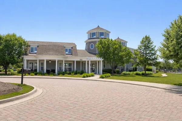 $384,900 | 223-231 Lakeshore Drive, Oswego, IL 60543