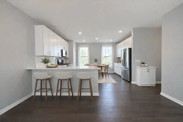 $384,900 | 223-231 Lakeshore Drive, Oswego, IL 60543