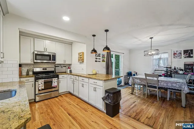 $500,000 | 1485 Gaylord Terrace, Teaneck, NJ 07666