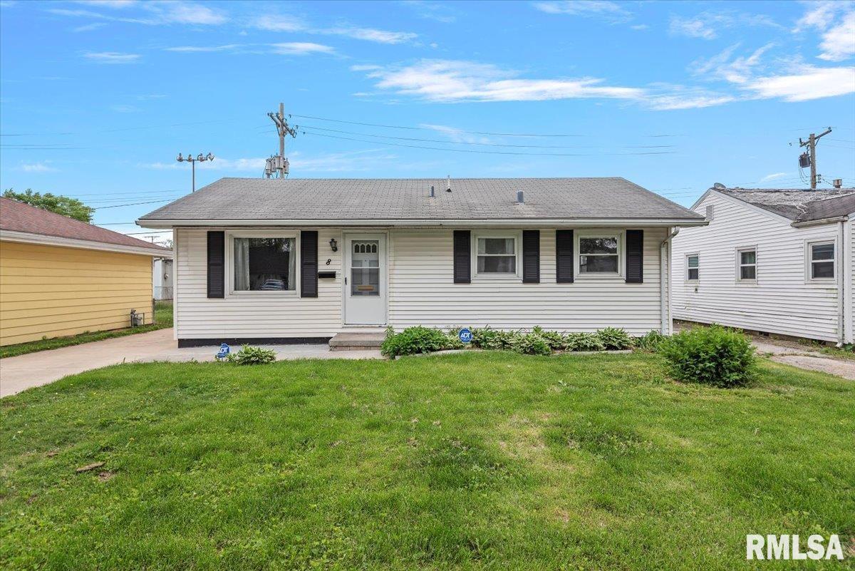 8 Melody Lane Springfield, IL 62702 - Photo 1 of 24
