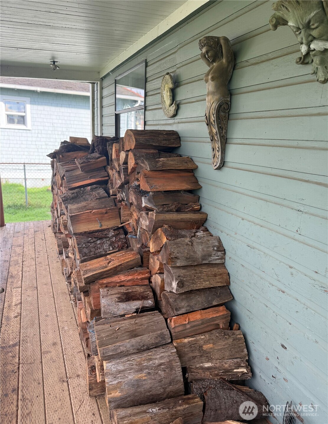 1102 Water Street Raymond, WA 98577 - Photo 15 of 17