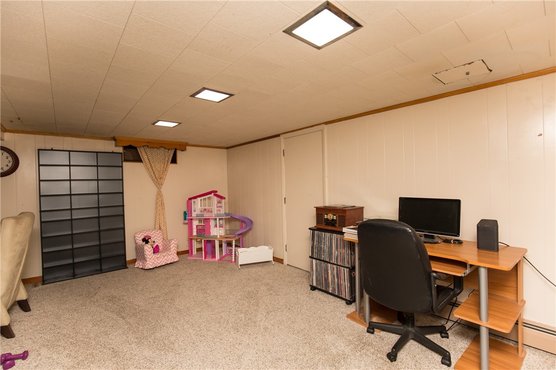162 Lydia Avenue Woonsocket, RI 02895 - Photo 36 of 44 Gallery Image 36