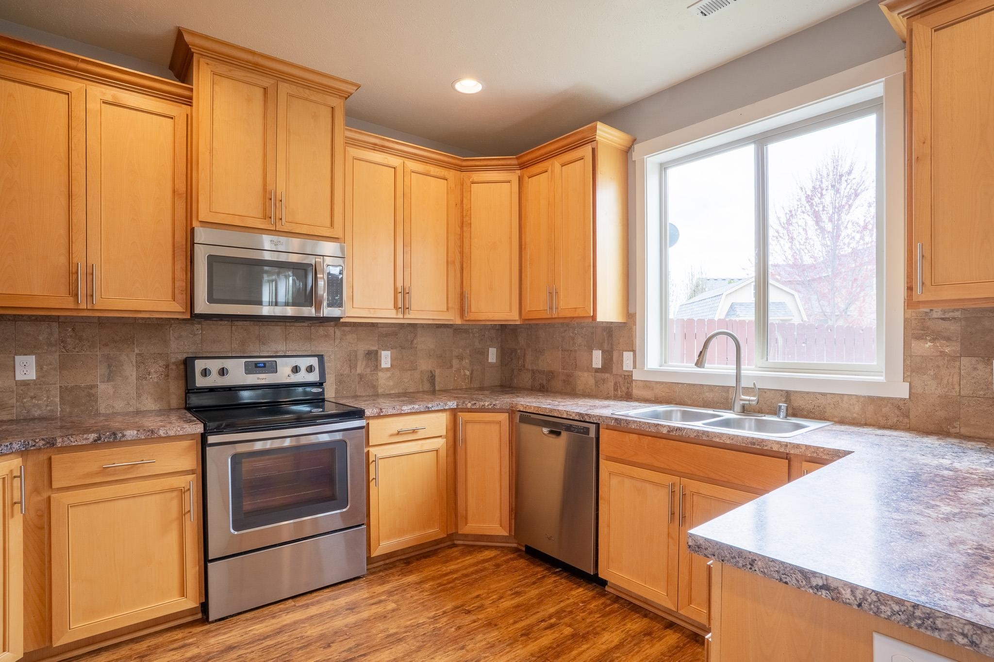 9005 West Silver Street Cheney, WA 99004 - Photo 15 of 39
