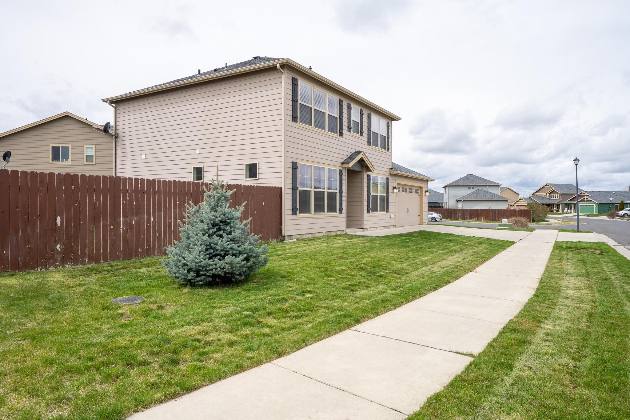 9005 West Silver Street Cheney, WA 99004 - Photo 2 of 39