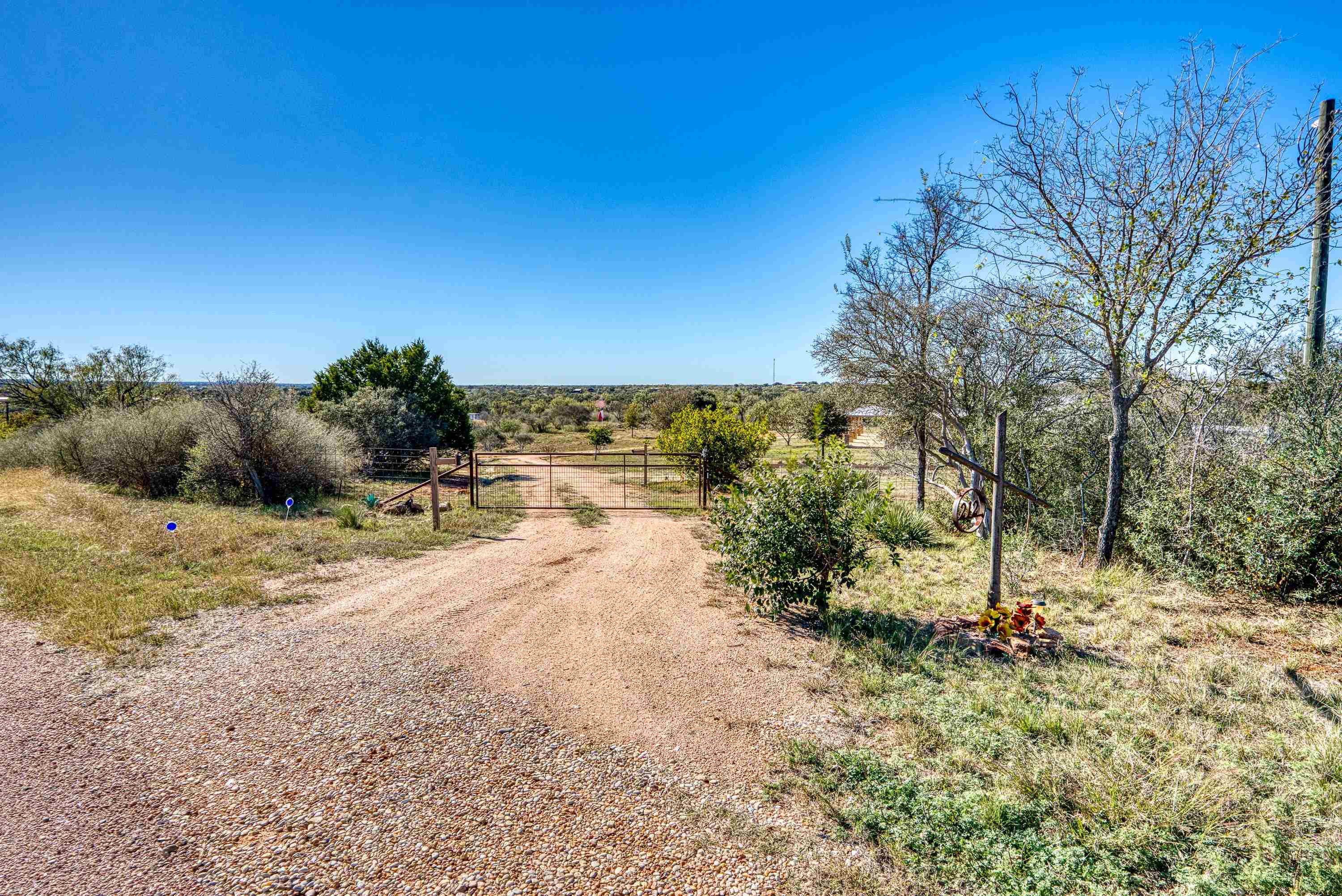 212 Rio Llano Drive East Llano, TX 78643 - Photo 2 of 30
