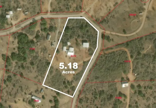 $804,000 | 212 Rio Llano Drive East, Llano, TX 78643