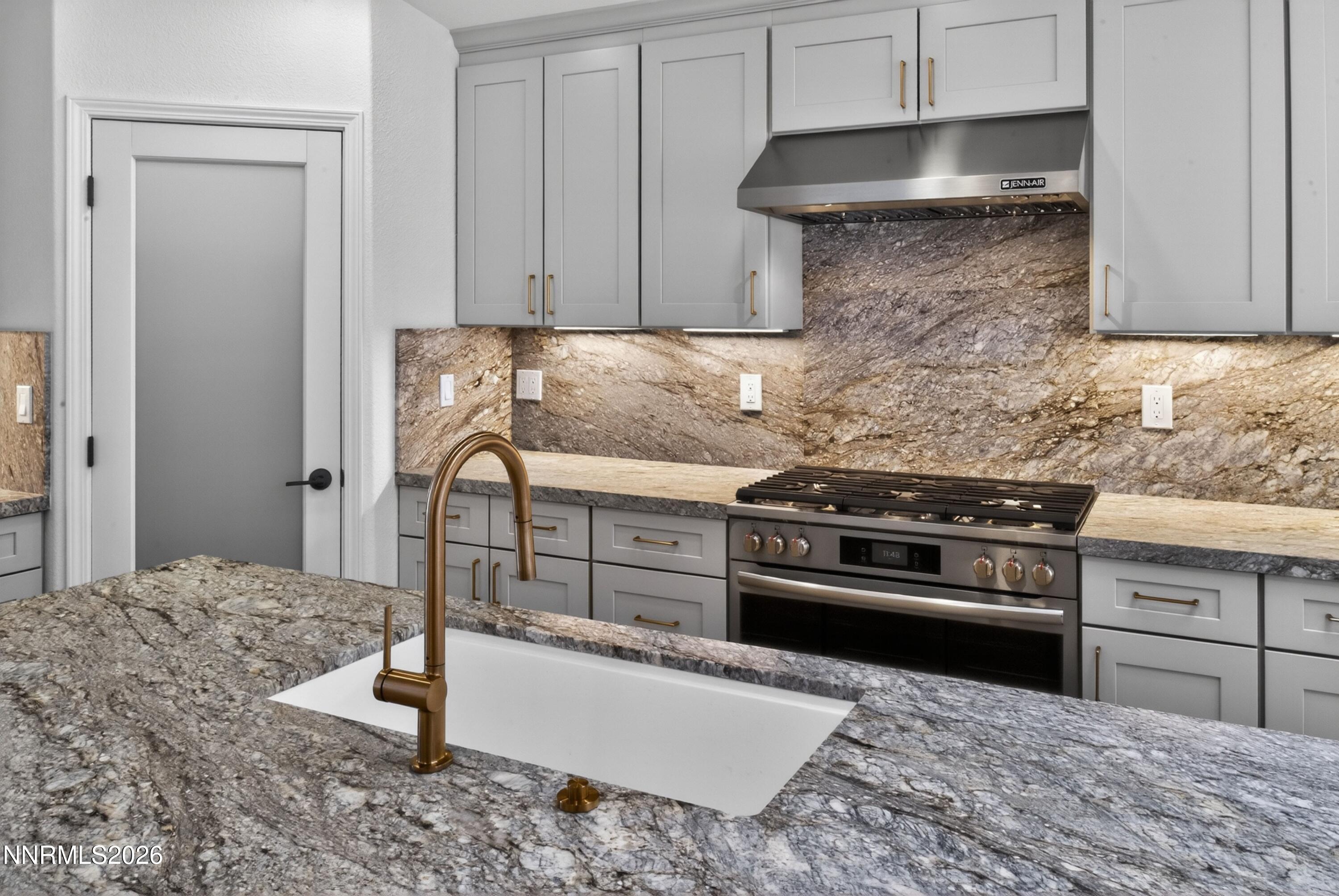 3155 Villa Marbella Circle Reno, NV 89509 - Photo 16 of 71 015_dsc01034_388