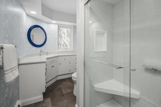 $599,900 | 5730 Echo Road, Excelsior, MN 55331