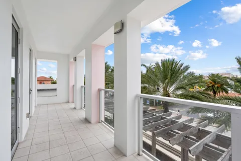 $1,200,000 | 455 East Palmetto Park Road, Unit 3W, Boca Raton, FL 33432