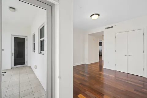 $1,200,000 | 455 East Palmetto Park Road, Unit 3W, Boca Raton, FL 33432