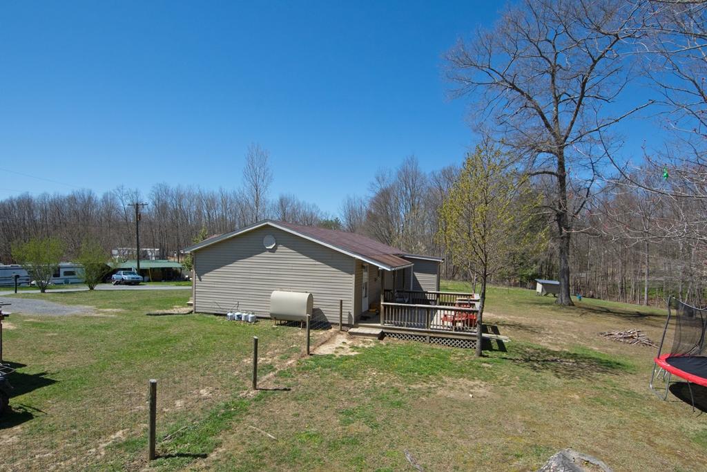 1543 Henson Road Crawley, WV 24931 - Photo 1 of 47 Gallery Image 1