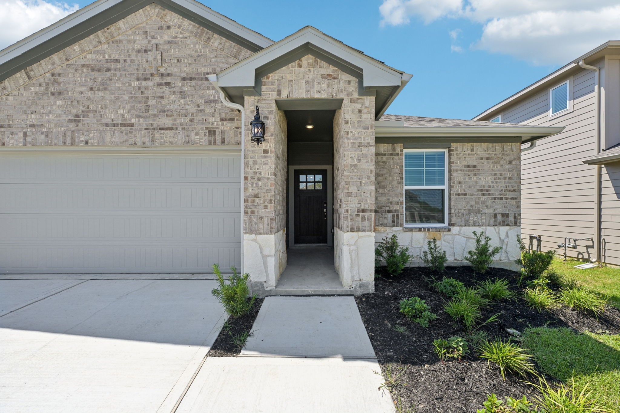 17877 Stone Terrace Lane Montgomery, TX 77316 - Photo 3 of 34