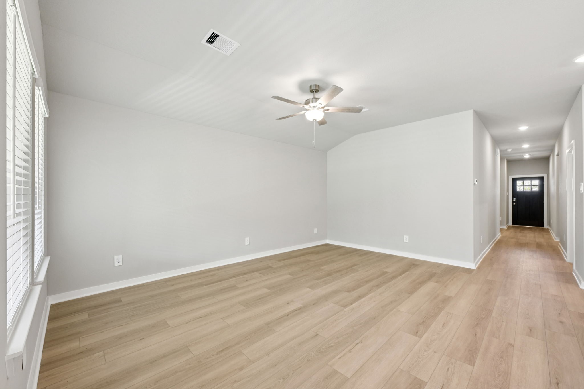 17877 Stone Terrace Lane Montgomery, TX 77316 - Photo 9 of 34