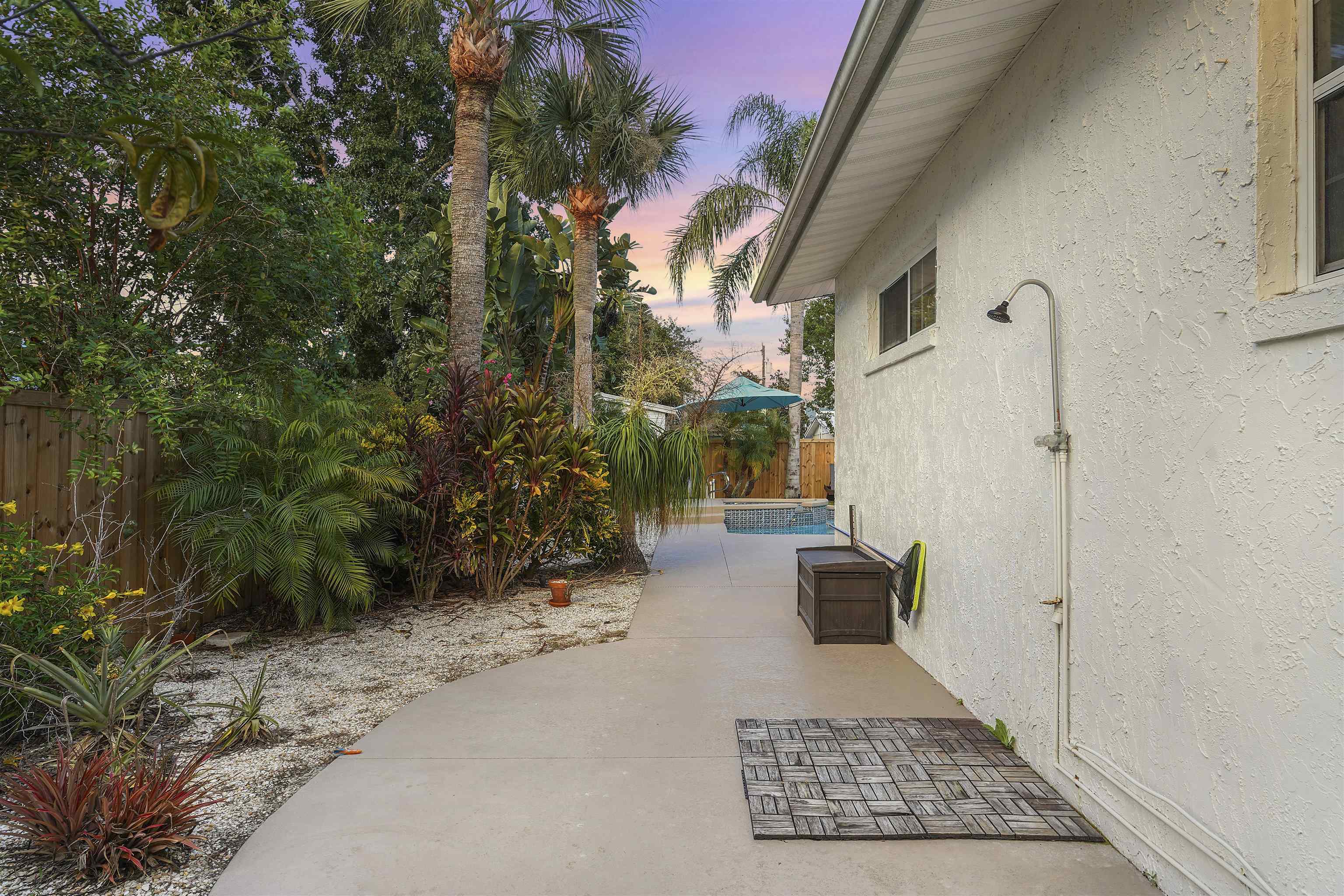 5436 4th Street St. Augustine, FL 32080 - Photo 31 of 45 a view of entryway with couch