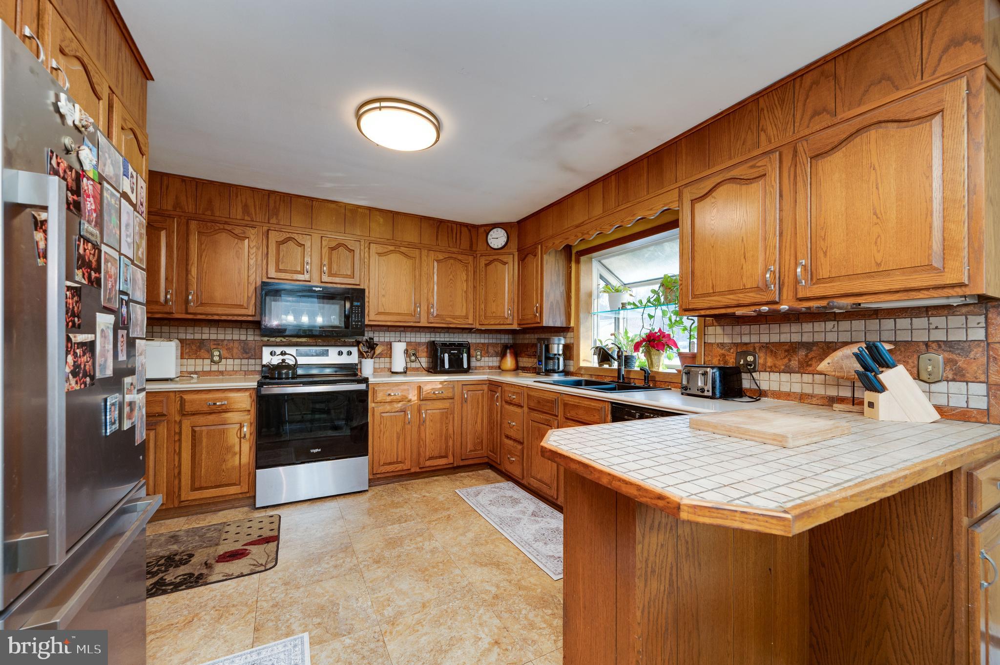 5621 Allentown Pike Reading, PA 19605 - Photo 15 of 50