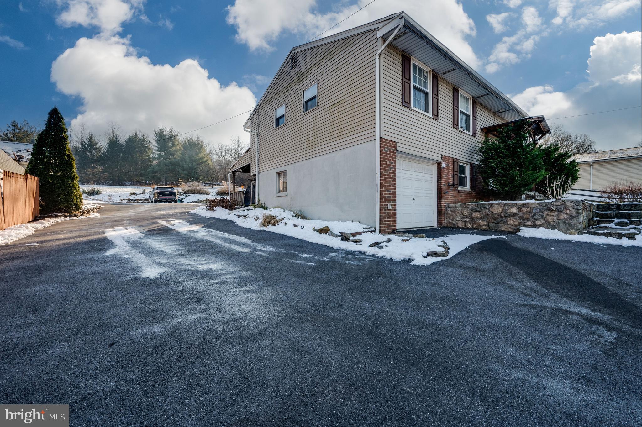 5621 Allentown Pike Reading, PA 19605 - Photo 43 of 50