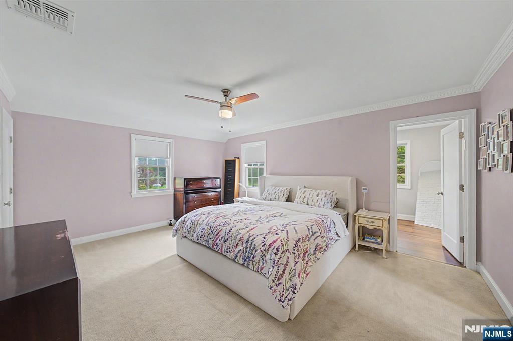109 Windsor Road Tenafly, NJ 07670 - Photo 23 of 44