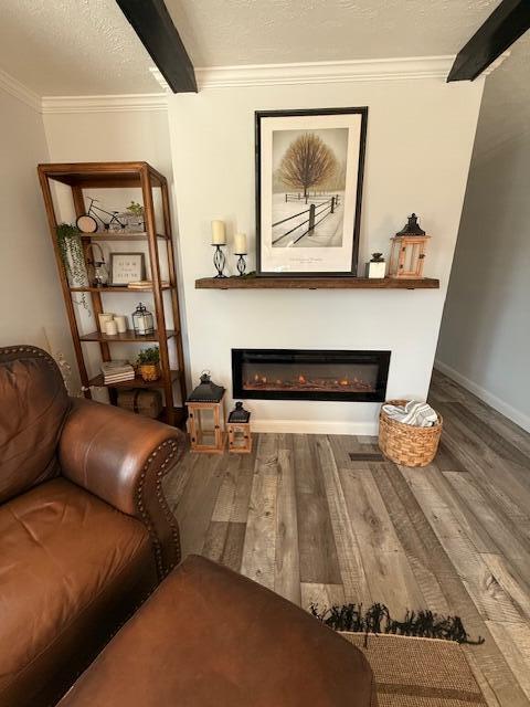 2475 Coles Creek Road Rocky Mount, VA 24151 - Photo 12 of 42 a living room with furniture and a painting